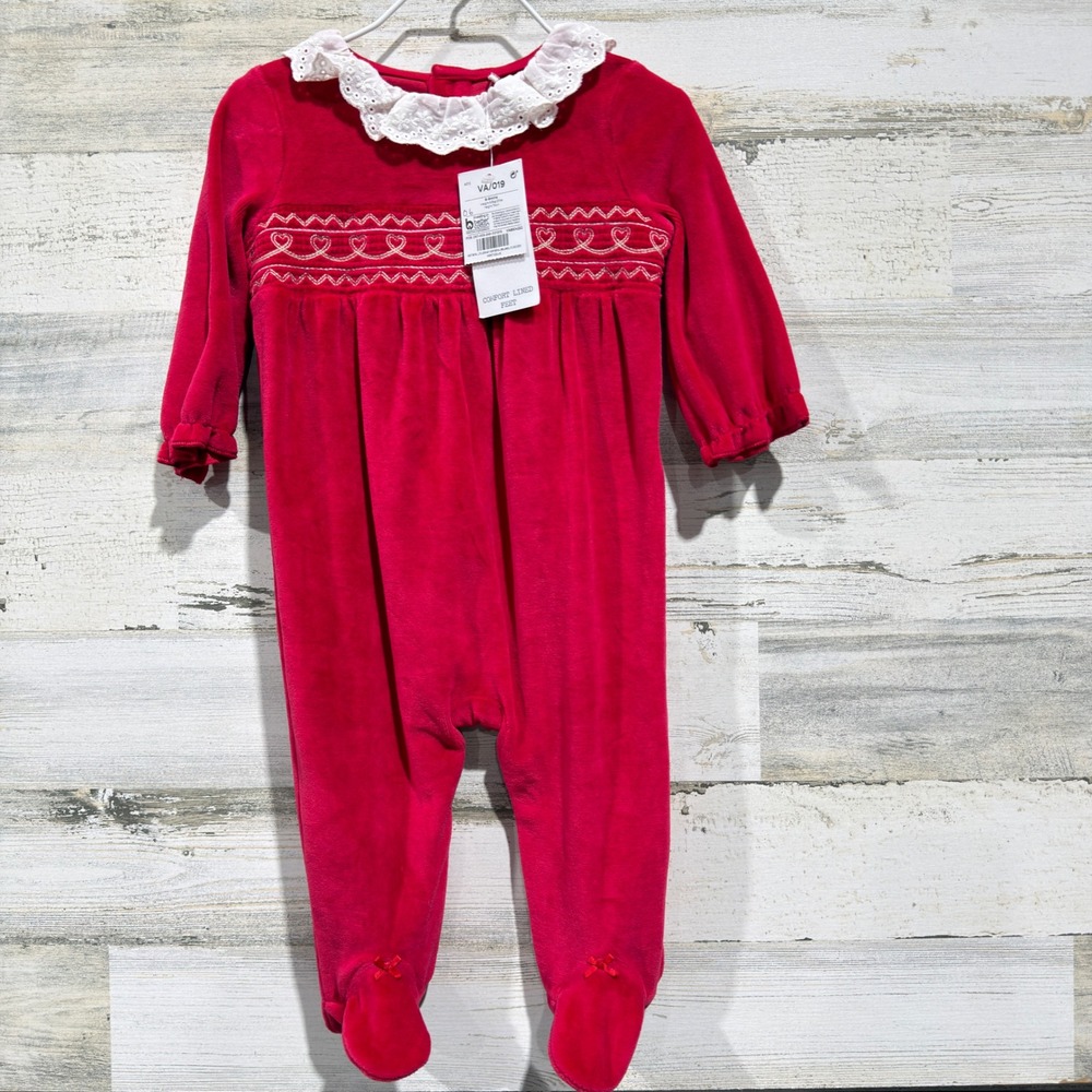 Next Footed Sleepsuit Baby Girls 6-9M Red Smocked Heart Velour Holiday NWT